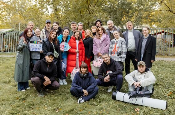 Стартовали съёмки романтической комедии „Идеально несовместимы“ с Катериной Шпицей, Анфисой Чеховой и Ириной Пеговой